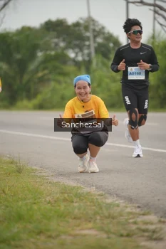 Runner Photo 2065093