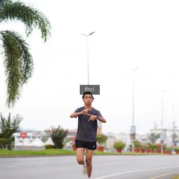 Runner Photo 2065102