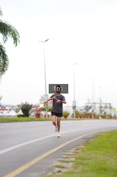 Runner Photo 2065120