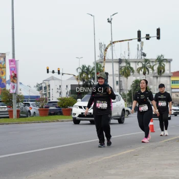 Runner Photo 2065173