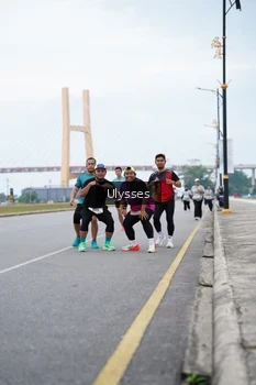 Runner Photo 2065223