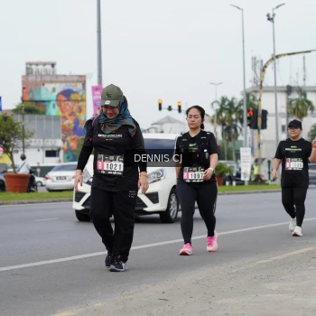 Runner Photo 2065280