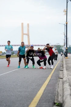Runner Photo 2065325