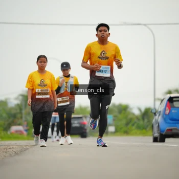 Runner Photo 2065459