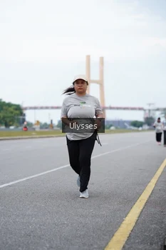 Runner Photo 2065563