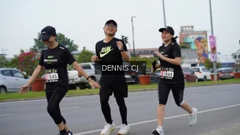 Runner Photo 2065660