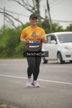 Runner Photo 2065743