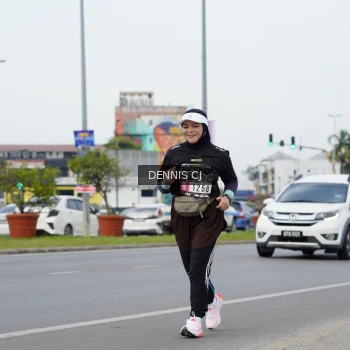Runner Photo 2065783