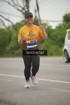 Runner Photo 2065788