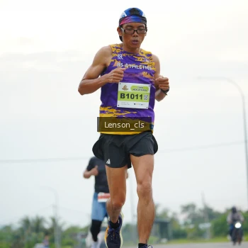 Runner Photo 2065793