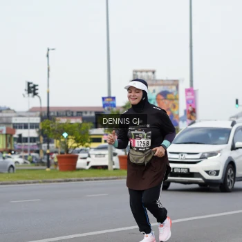 Runner Photo 2065801