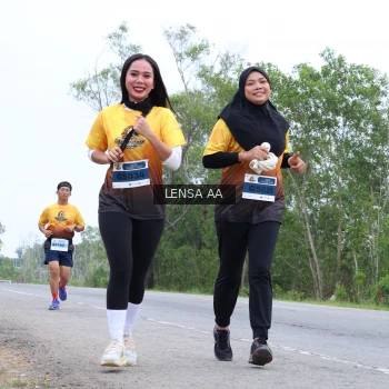 Runner Photo 2065811