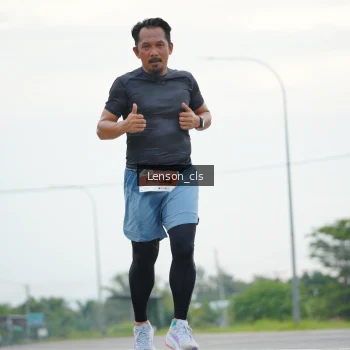 Runner Photo 2065824