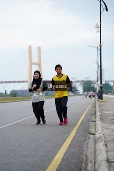 Runner Photo 2065901