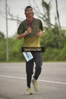 Runner Photo 2065911