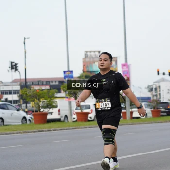 Runner Photo 2066041