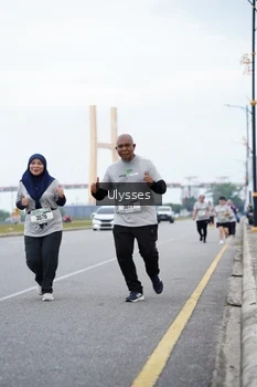 Runner Photo 2066206