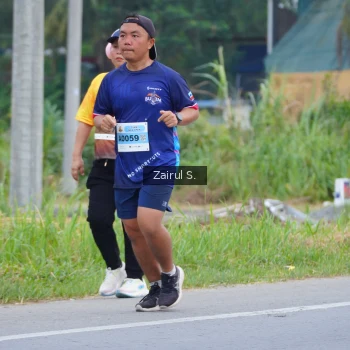Runner Photo 2066355