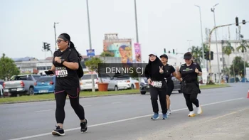Runner Photo 2066513