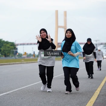 Runner Photo 2066601