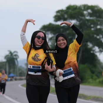 Runner Photo 2066633