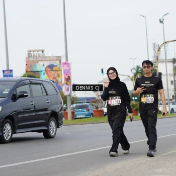 Runner Photo 2066660