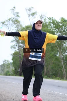 Runner Photo 2066767