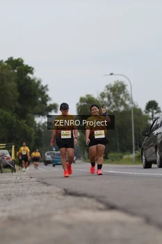 Runner Photo 2066777