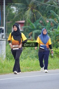 Runner Photo 2066830