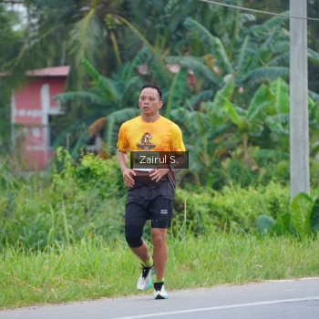 Runner Photo 2066868
