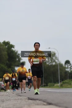 Runner Photo 2066932