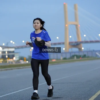 Runner Photo 2066997