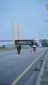 Runner Photo 2067008