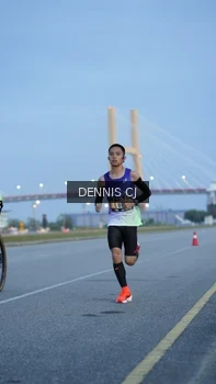 Runner Photo 2067049