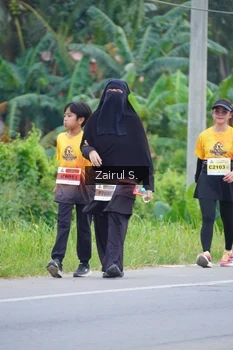 Runner Photo 2067129