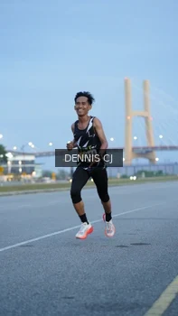 Runner Photo 2067159