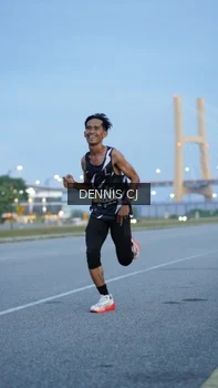Runner Photo 2067171