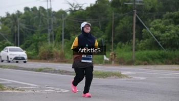 Runner Photo 2067180