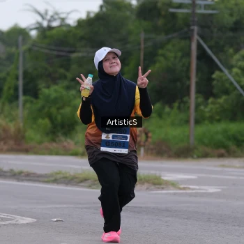Runner Photo 2067191