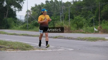 Runner Photo 2067234