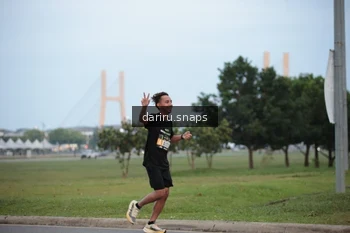 Runner Photo 2067305