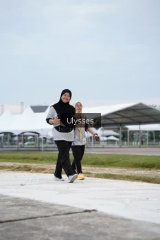 Runner Photo 2067345