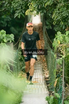 Runner Photo 2067369