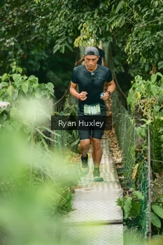 Runner Photo 2067400