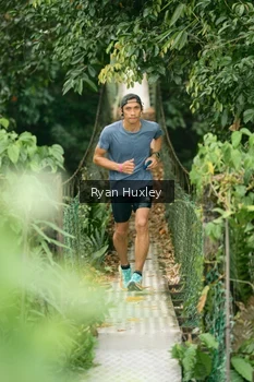 Runner Photo 2067445