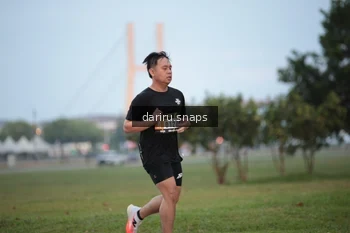 Runner Photo 2067583