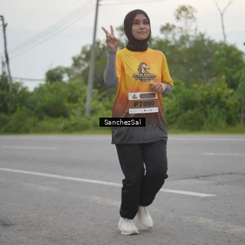 Runner Photo 2067594
