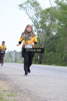 Runner Photo 2067636