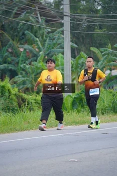 Runner Photo 2067708
