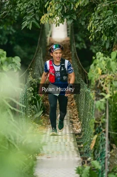 Runner Photo 2067712